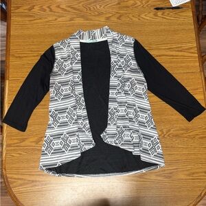 Maurices Black and White Geometric Cardigan